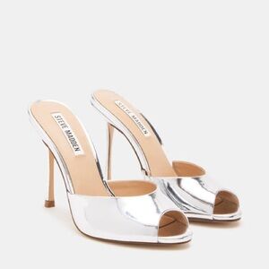 STEVE MADDEN PRIYA SILVER HEEL